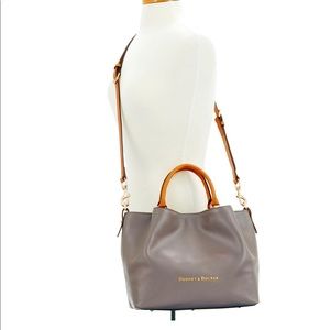 Dooney & Bourke Purse